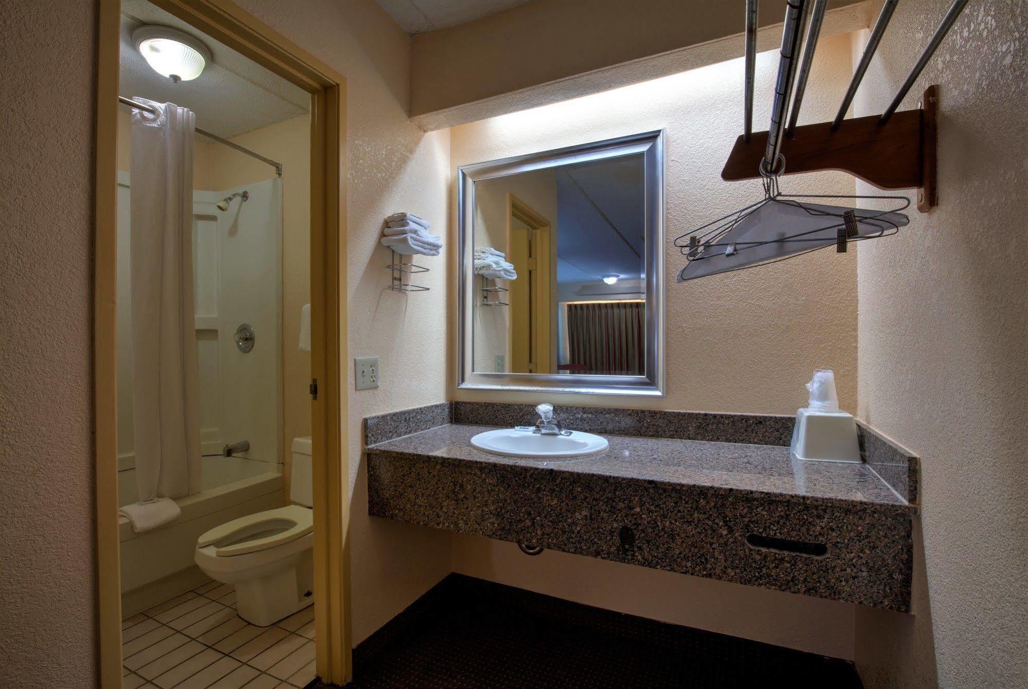 Fair View Inn & Suites Memphis Extérieur photo